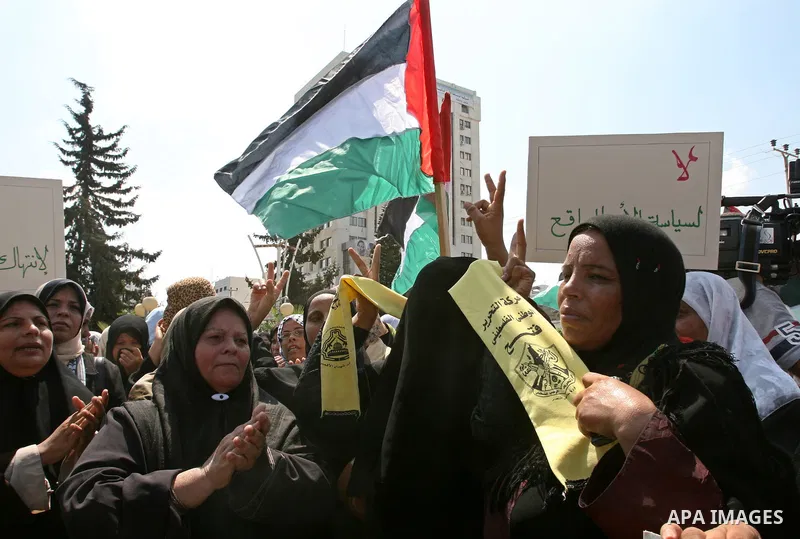 Palestinian women supporter of secular Fatah movement loyal to Palestinian president Mahmud Abbas, protest against the current political and economical situation in Gaza City. Gaza has been ruled since mid-June by the Is...