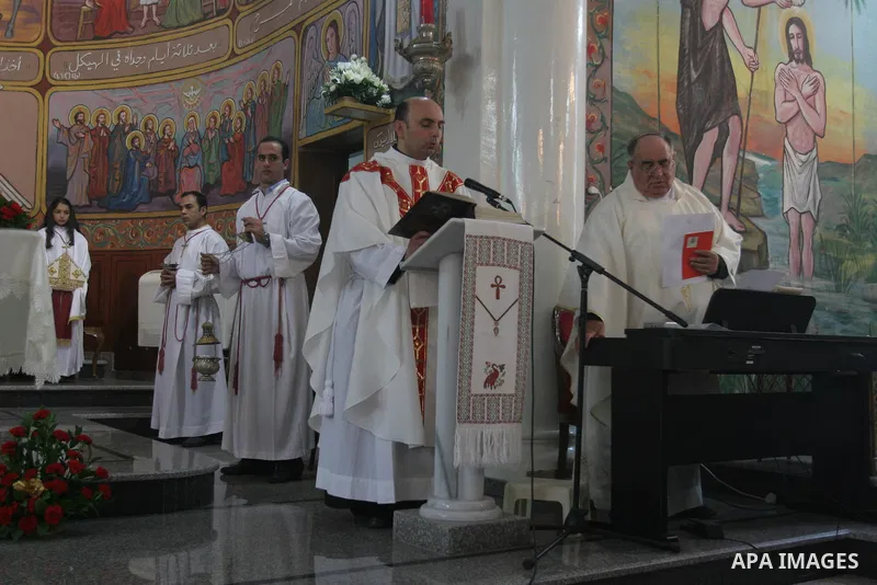 Palestinian Christians attend the last Sunday mass before Christmas at the Latin Catholic Church in Gaza City on December 21, 2008. Some 2,000 Palestinian Christians live in the Hamas-run Gaza Strip.APAIMAGES PHOTO / NAA...