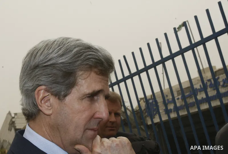 US Senator John Kerry visits on February 19, 2009 the destroyed American International School in Beit Lahia in the northern Gaza Strip, that was bombed during Israel's 22-day offensive on the Palestinain enclave. Kerry m...