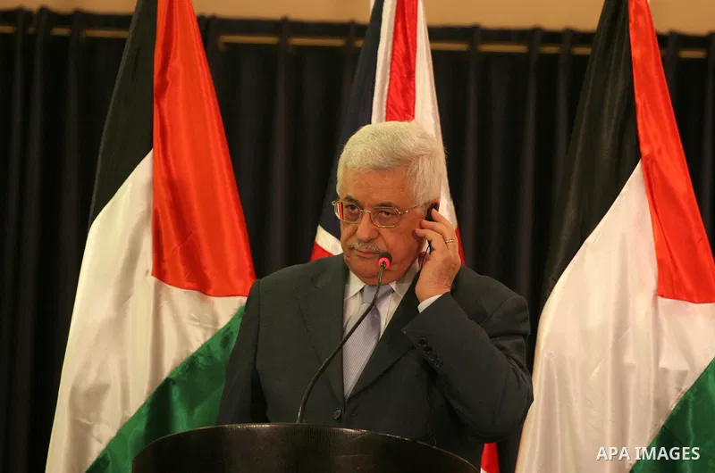 Britain's Prime Minister Gordon Brown and Palestinian President Mahmoud Abbas attend a joint news conference at the presidential palace in the West Bank City of Bethlehem.