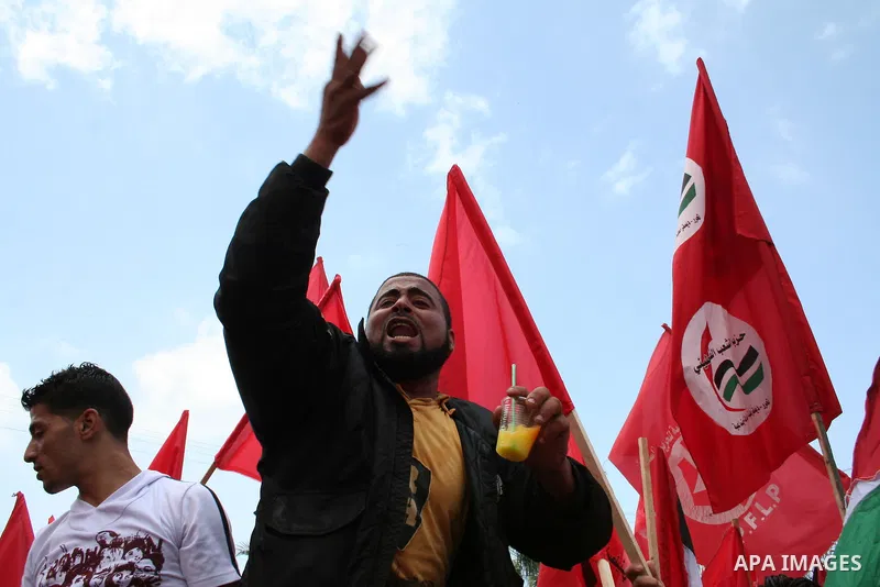 Palestinian workers take part in a protest against the lack of employment opportunities in Gaza City April 30, 2009, a day before World Labour Day APAIMAGES PHOTO / Ashraf Amra