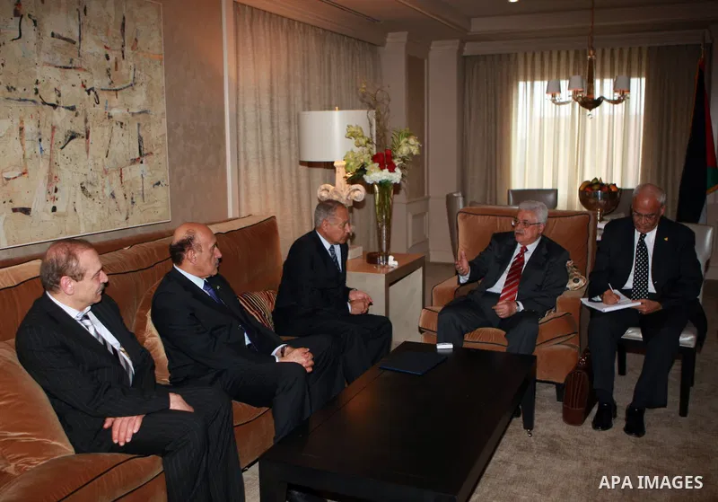 Palestinian President Mahmoud Abbas meets with Egyptian Foreign Minister Ahmed Abu Elgheit and Intelligence Minister Omar Suleiman in Washington, May, 28,2009. Abbas met with U.S. President Barack Obama earlier this week...