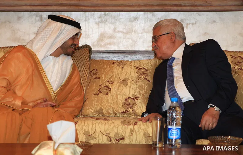 Palestinian President Mahmoud Abbas meets with the UAE Foreign Affairs minister Sheikh Abdullah bin Zayed in the Jordanian capital of Amman on July 9, 2009. Photo by Thaer Ganaim