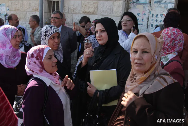 A members of Fatah during their arrival to attend the sixth conference of the Revolutionary Council of Fatah in the West Bank city of Bethlehem on Aug 4, 2009. Photo by Issam Rimawi