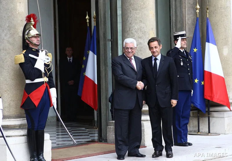 Palestinian President, Mahmoud Abbas (Abu Mazen) during a meeting with French President Nicolas Sarkozy in Paris on Sep 4,2009 . photo by - Thaer Ganaim