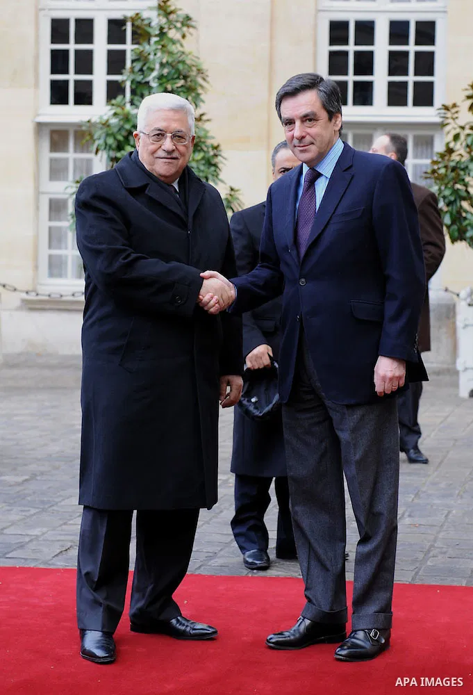 Palestinian President Mahmoud Abbas during a meeting with French Prime Minister in Paris on Feb 22,2010. Photo by Thaer Ganaim