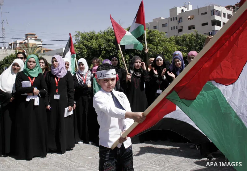 Palestinians take part in a rally in Gaza city on March 22,2010 to protest the reopening of a 17th century synagogue in Jerusalem, amid growing unrest in the Holy City. Over the inauguration of the rebuilt synagogue, whi...