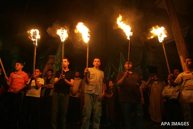 Palestinian Hamas supporters take part in protest against the lack of fuel to Gaza's power station, and the continued power outages in the city, on June 29, 2010 in Gaza City. Photo by Ali Jadallah