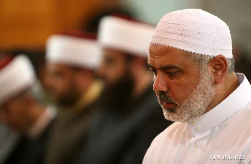 Palestinian Prime Minister in Gaza Strip, Ismail Haniyeh attends Altaraweh prayers in Gaza city on August 10,2010. Photo by Ali Jadallah