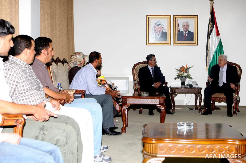 Palestinian President Mahmoud Abbas (Abu Mazen) during a meeting with a delegation from Ni'lin in the West Bank city of Ramallah on Oct. 19, 2010. Photo by Thaer Ganaim
