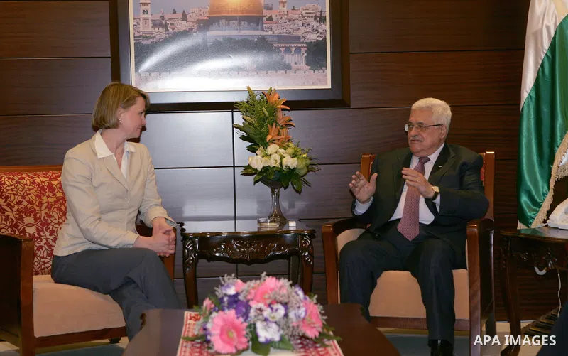 Palestinian President Mahmoud Abbas (Abu Mazen) during a meeting with Minister for Foreign Affairs of the Government of British shadow, Yvette Cooper in the West Bank city of Ramallah on Nov. 29,2010. Photo by Thaer Gana...
