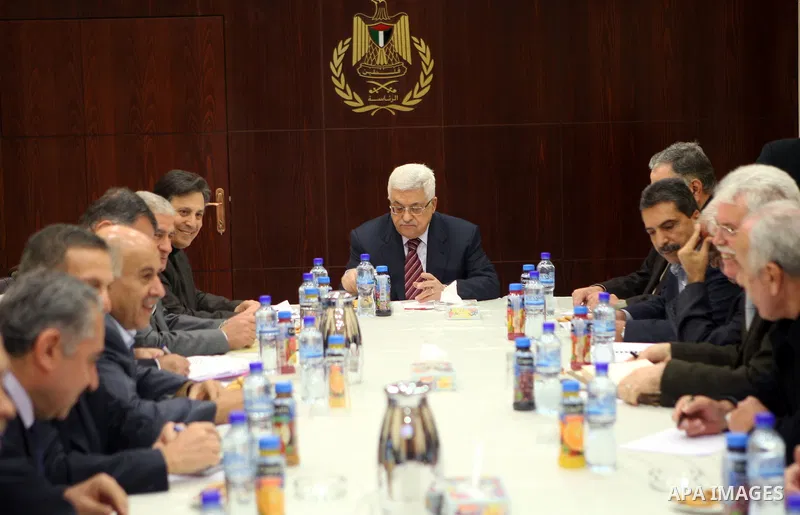 Palestinian President Mahmoud Abbas during a meeting with the Central Committee of the Fatah movement in the West bank city of Ramallah on Dec 28, 2010. Photo By Thaer Ganaim
