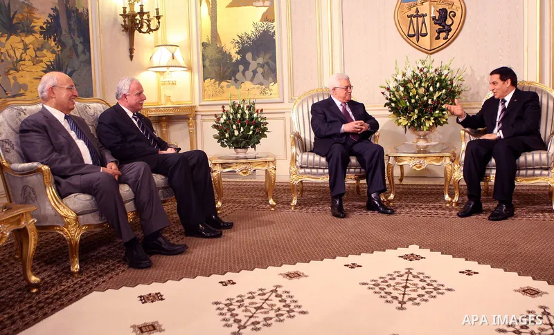 Palestinian President Mahmoud Abbas during a meeting with Tunisian President, Zine El Abidine Ben Ali in Tunis on Jan. 3,2011. Photo by Thaer Ganaim