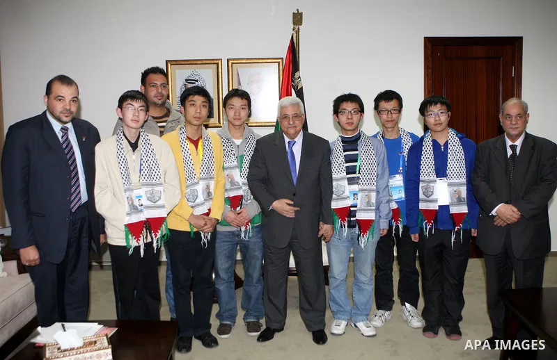 Palestinian President, Mahmoud Abbas (Abu Mazen) during his meeting with Chinese delegation in the West Bank City of Ramallah on Jan. 25,2011. photo by Thaer Ganaim