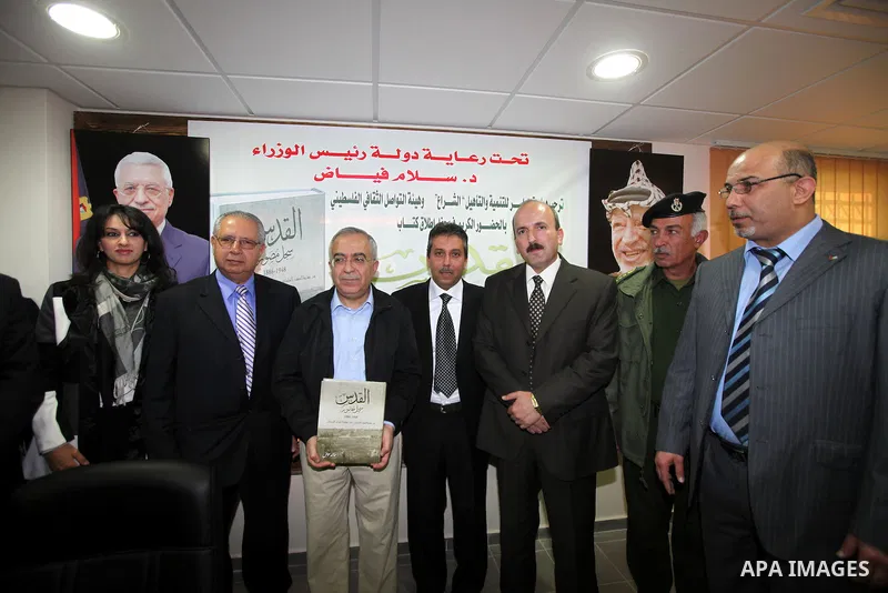 Palestinian Prime Minister, Salam Fayyad visits the West Bank city of Tulkarem on Jan. 25,2011. Photo by Mustafa Abu Dayeh