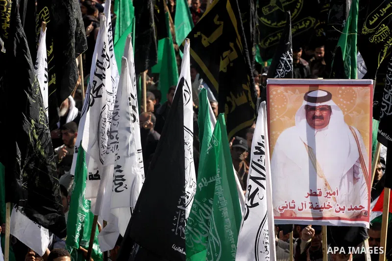 Palestinians protest against Palestinian President Mahmoud Abbas and his government following a recent broadcast by Al-Jazeera reportedly linking him to making broad concessions to Israel in peace talks, in Gaza city, Fr...