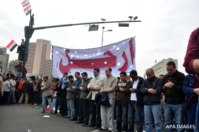 Anti-government protesters demonstrate in Tahrir, or Liberation Square in Cairo, Egypt, Tuesday, Feb. 1, 2011. More than a quarter-million people flooded into the heart of Cairo Tuesday, filling the city's main square in...