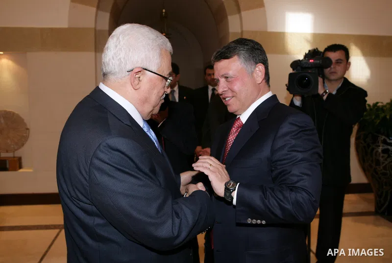Palestinian President Mahmoud Abbas during a meeting with Jordan's King Abdullah II bin al-Hussein, in Amman on Feb. 6, 2011. Photo by Thaer Ganaim