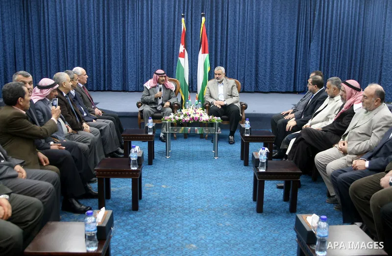 Palestinian Prime Minister in Gaza Strip, Ismail Haniyeh meets with a Jordanian delegation at his office in Gaza city on Feb. 7,2011. Photo by Ali Jadallah