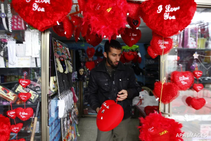 A Palestinian vendor prepares gifts for Valentine's Day at his shop in Rafah, southern Gaza Strip on February 13, 2011. Photo by Abed Rahim Khatib