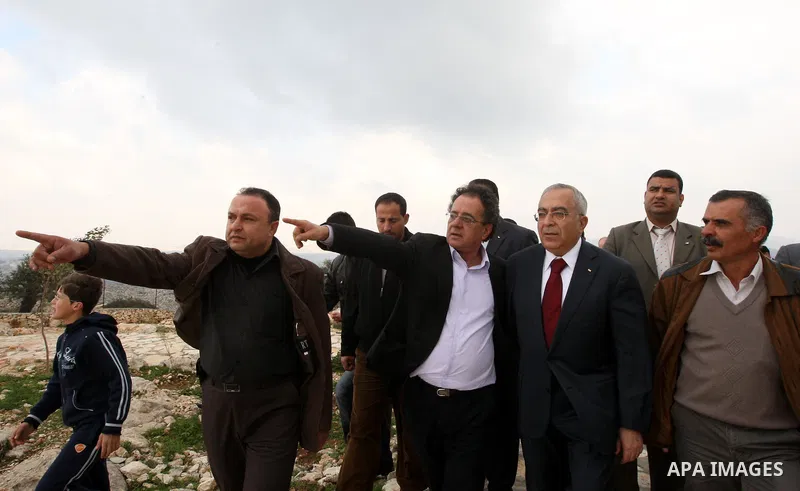 Palestinian Prime Minister Salam Fayyad during the inauguration of several projects in Deir Ghassaneh in the West Bank city of Ramallah on Feb. 14,2011. Photo by Mustafa Abu Dayeh