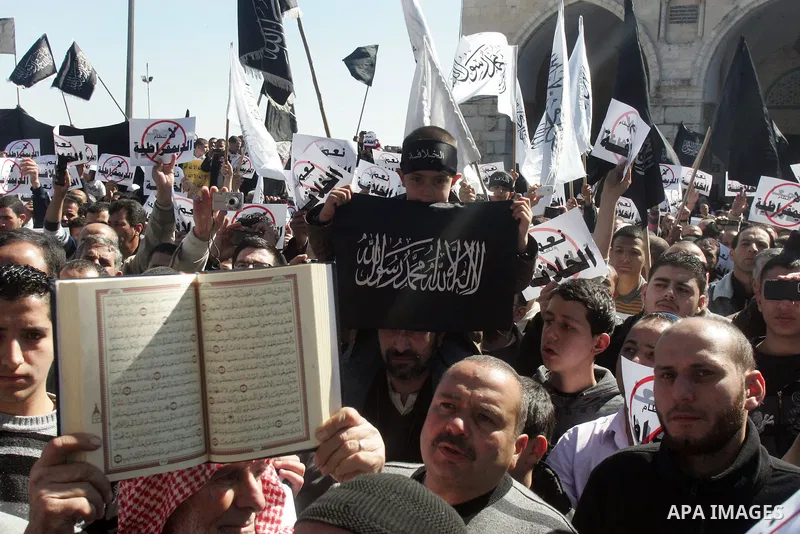 Palestinian Support of liberation movement demonstrating in the Al-Aqsa mosque City of Jerusalem, on Feb 18,2011. Photo by Mahfouz Abu Turk
