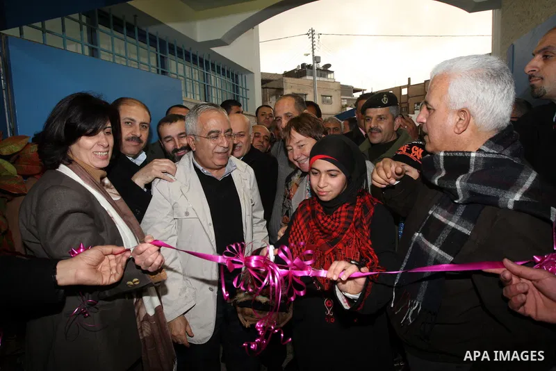 Palestinian prime minister, Salam Fayyad visit the West Bank town of Nablus on Feb 20,2011. Photo by Mustafa Abu Dayeh