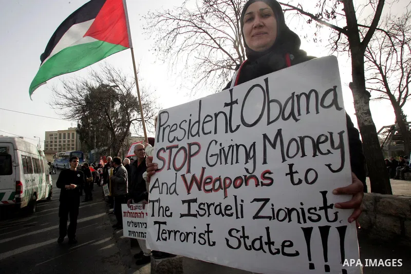 Israeli left-wing activists participate in a demonstration supporting Palestinians evicted from their homes in the east Jerusalem neighborhood of Sheikh Jarrah, Friday, Feb 25, 2011. Photo by Mahfuz Abu Turk