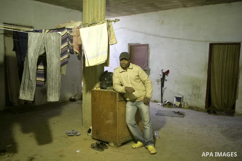 African migrant workers living in miserable conditions in Benghazi March 1, 2011. African workers fear attacks from Libyans hunting for alleged mercenary fighters. Wealthier Western and Asian states have sent ships to ev...
