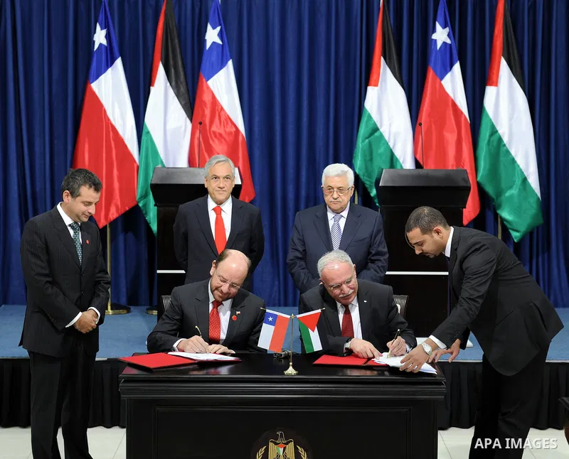 Palestinian President Mahmoud Abbas meets with the Chile's President Sebastian Pinera in the West Bank town of Ramallah on March 5,2011. In the second day visit of Pinera that will also take him to Bethlehem, where he wi...