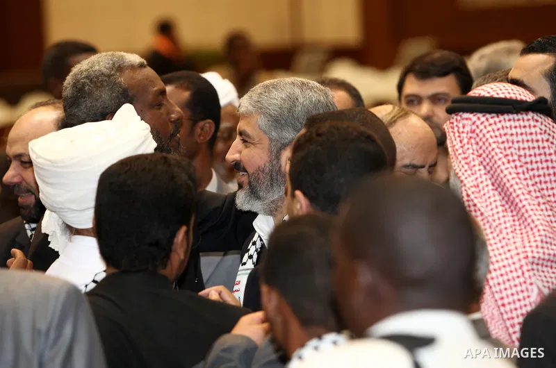 The head of the Hamas political bureau, Khaled Mashaal meets with the Sudanese President, Omar al-Bashir in Khartoum on March 6,2011. Photo by STR