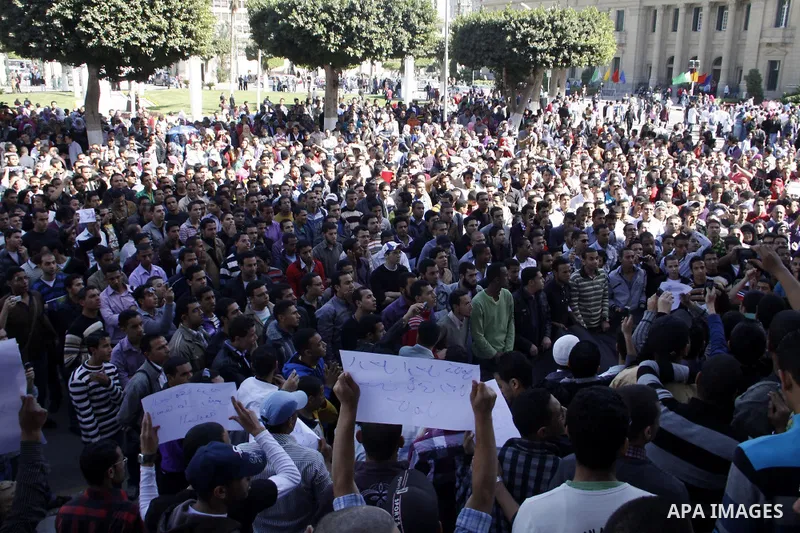 Egyptian students take part in a protest inside Cairo University in Cairo, Egypt, March 7, 2011. Photo by Ahmed Asad