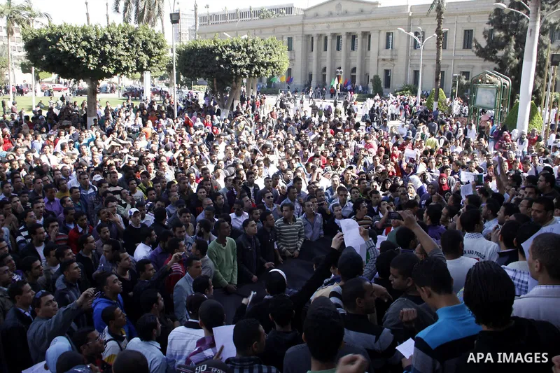 Egyptian students take part in a protest inside Cairo University in Cairo, Egypt, March 7, 2011. Photo by Ahmed Asad