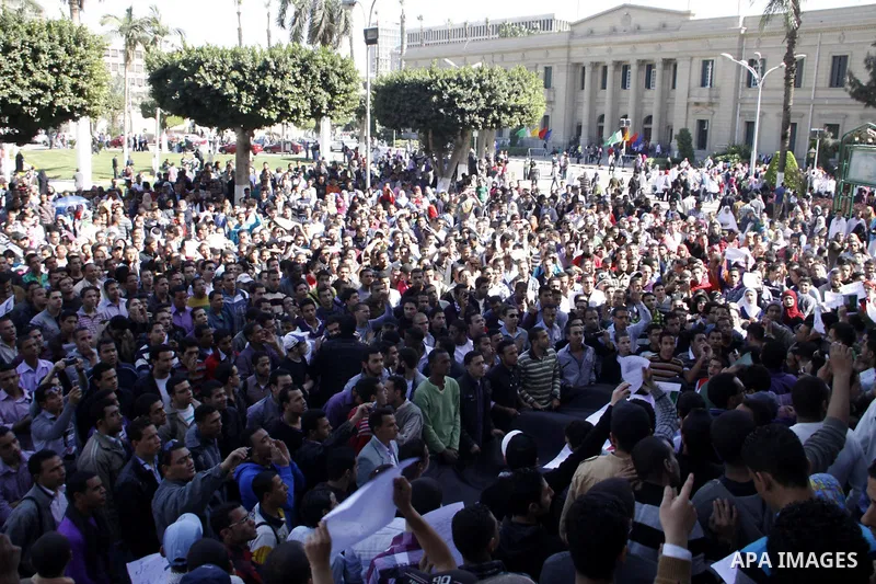 Egyptian students take part in a protest inside Cairo University in Cairo, Egypt, March 7, 2011. Photo by Ahmed Asad