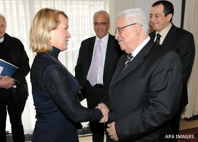 President Mahmoud Abbas Abu Maze nmeets with Minister of Foreign Affairs of Denmark in Copenhagen on march 9,2011. Photo by Thaer Ganaim