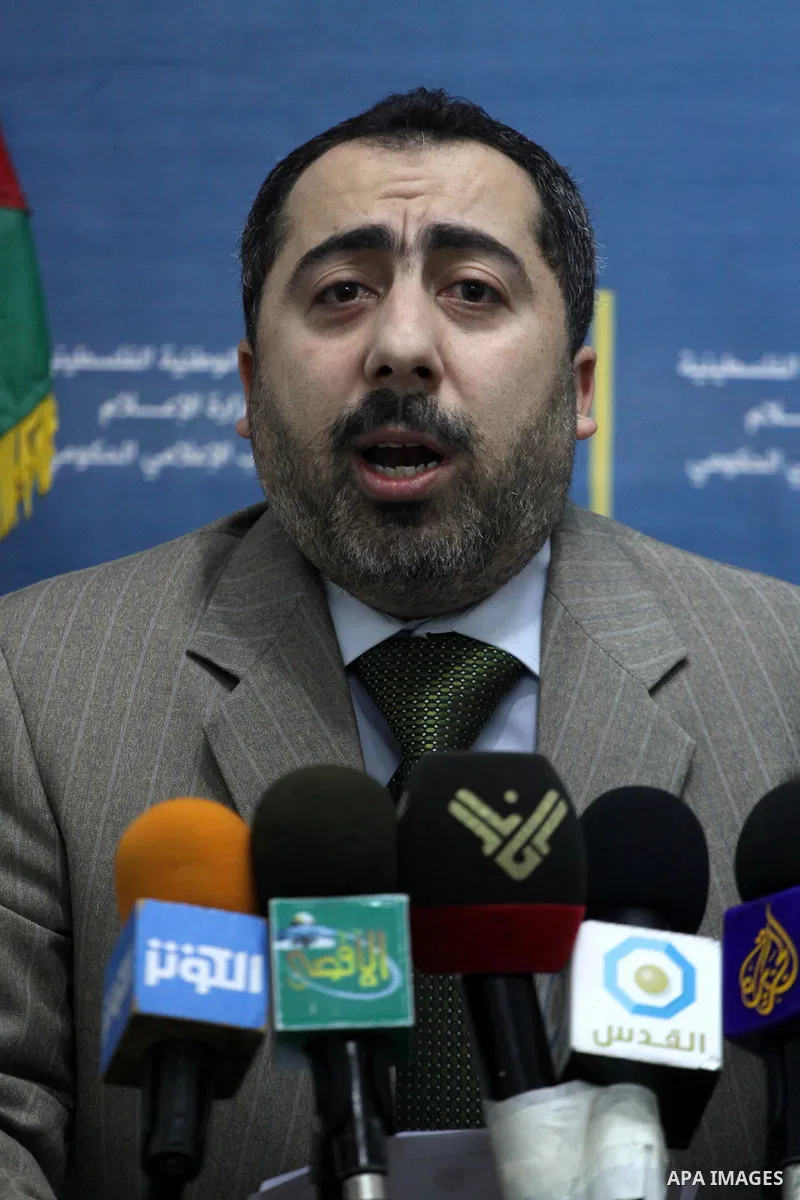 Palestinian Government spokesman Taher Al Nono in Gaza held a press conference to discuss the latest political developments March 1,2011 . Photo by Mohammed Asad