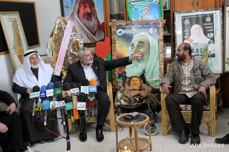 Palestinian prime minister of hamas leader Ismail Haniya during a visit to Ahmed yaseen's family in Gaza city on March 22,2011 . Ahmed yaseen hamas spiritual leader was assasinated in March 22. 2004 by israel air raid. P...
