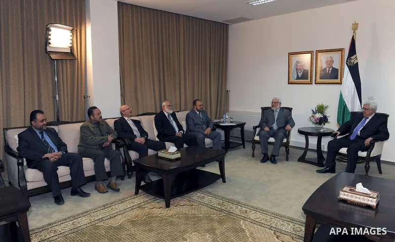 Palestinian President Mahmoud Abbas (Abu Mazen) meets with a delegation from the Hamas movement, westbank city of ramallh March, 26,2011 photo by thaer.ganaim.