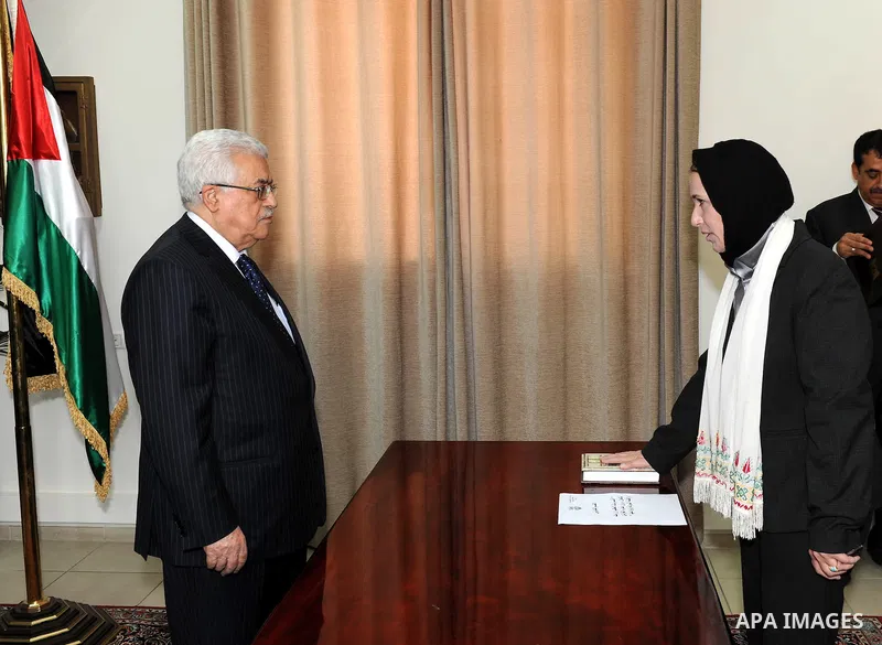 Members of Fatah Movement's court swear in front of Palestinian President Mahmoud Abbas (Abu Mazen) in the West Bank city of Ramallah on April 1,2011. Photo by Thaer Ganaim