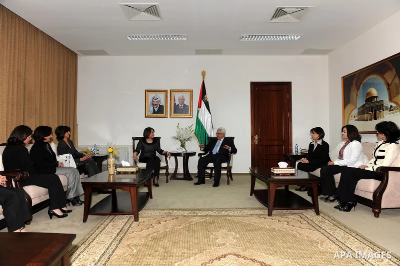 Palestinian President Mahmoud Abbas (Abu Mazen) during a meeting Palestinian businesswomen from the Business Women's Forum in the West Bank city of Ramallah on April 2, 2011. Photo by Thaer Ganaim