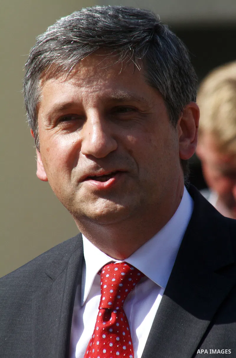 Austrian Foreign Minister Michael Spindelegger delivers a speech during a visit to UN headquarters in Gaza City on April 6, 2011. Photo by Ashraf Amra