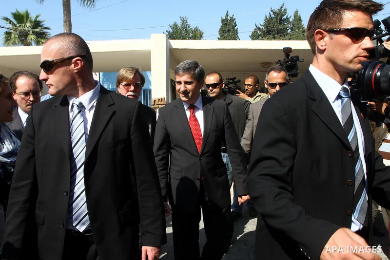 Austrian Foreign Minister Michael Spindelegger visits UN headquarters in Gaza City on April 6, 2011. Photo by Ashraf Amra
