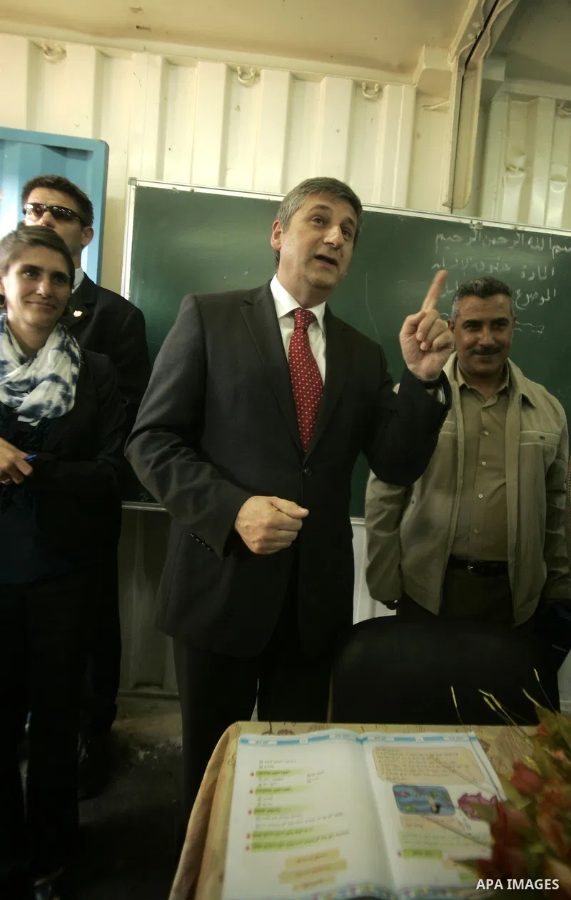 Austrian Foreign Minister Michael Spindelegger visits a UN-run school in central Gaza Strip refugee camp of Nusseirat on April 6, 2011. Photo by Abed Rahim Khatib