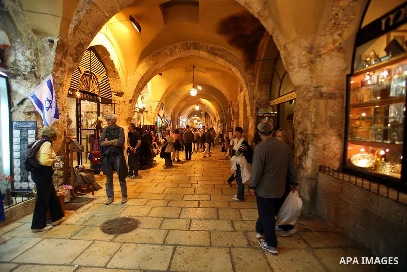 Israeli commercial market in the Jewish Quarter in the Old City in East Jerusalem on April 14 2011.Photo by Sliman Khader