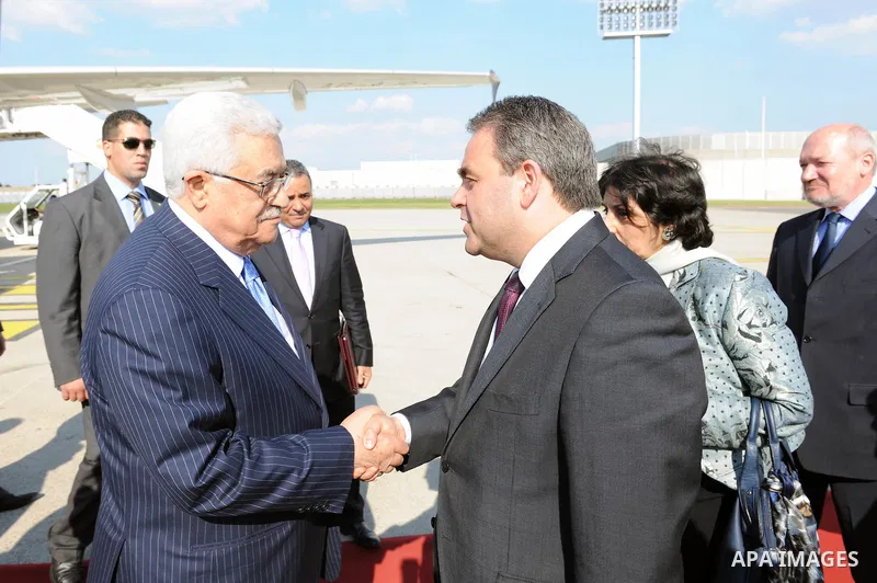 Palestinian President Mahmoud Abbas (Abu Mazen) arrives to the France capital of Paris on April 20, 2011. Photo by Thaer Ganaim