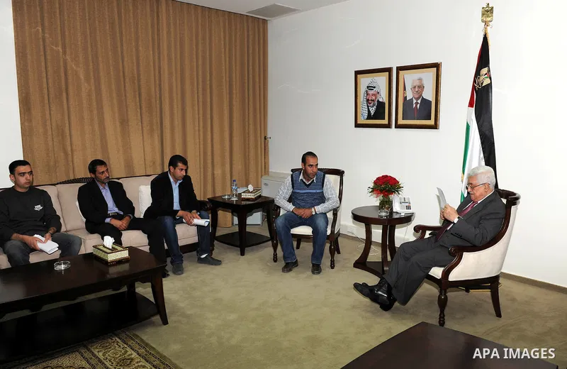 Palestinian President Mahmoud Abbas (Abu Mazen) during a meeting with representatives of national youth campaign to end the division and occupation in the West Bank city of Ramallah on April 26,2011. Photo by Mohammed At...