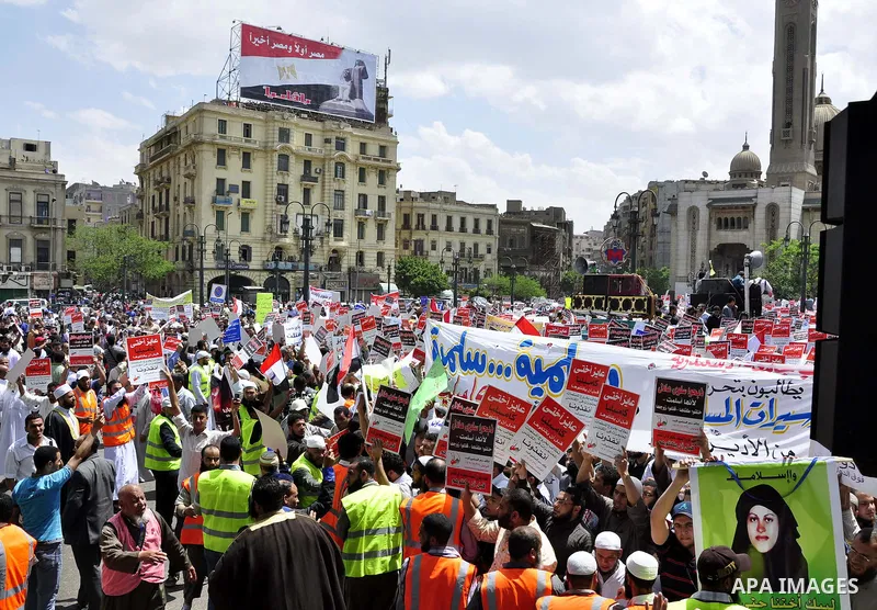 Salafists hold banners calling for the release of Kamilia Shehata, a Muslim woman who according to them is kept by the Coptic Church, during a protest in front of Al Nour mosque in Abbasiya, Cairo, Egypt, 29 April 2011....