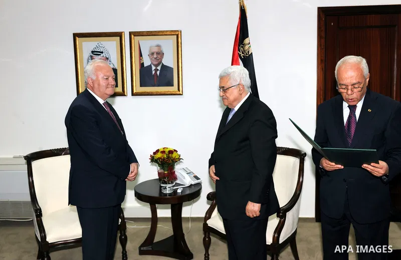 Palestinian President Mahmoud Abbas (Abu Mazen) during his meeting with the Spanish Foreign Minister, Miguel Moratinos in the West Bank city of Ramallah on April 29, 2011. Photo by Thaer Ganaim