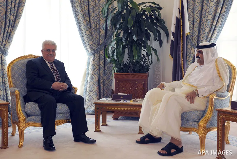 Palestinian President Mahmoud Abbas (Abu Mazen) during a meeting with the Emir of Qatar, Sheikh Hamad bin Khalifa Al Thani, on May2, 2011. Photo by Thaer Ganaim