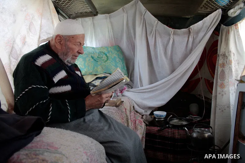 A Palestinian Sheikh Abed el-Haseeb Zaloum, 78 years, lives in a damaged bus, since his house was demolished before ten years by Israeli bulldozers near the Jewish settlement of Karyat Arbaa, in the West Bank city of Heb...